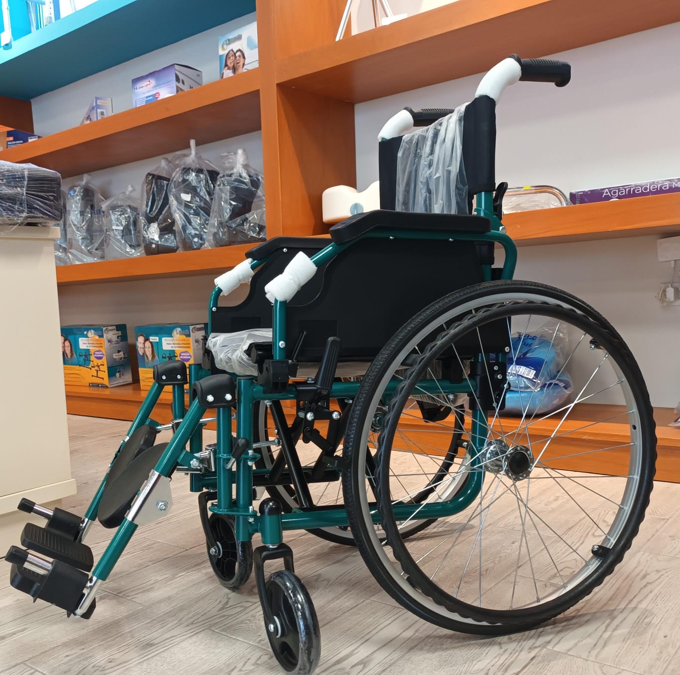 Silla de ruedas pediátrica marca kaiyang modelo KY980AC-35