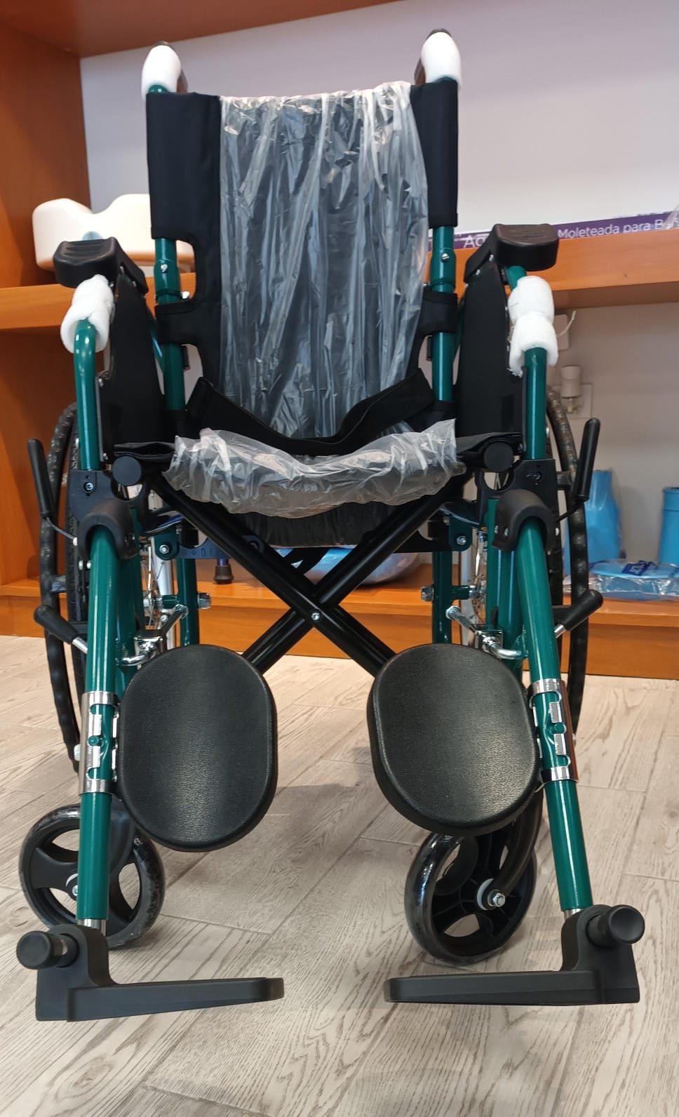 Silla de ruedas pediátrica marca kaiyang modelo KY980AC-35