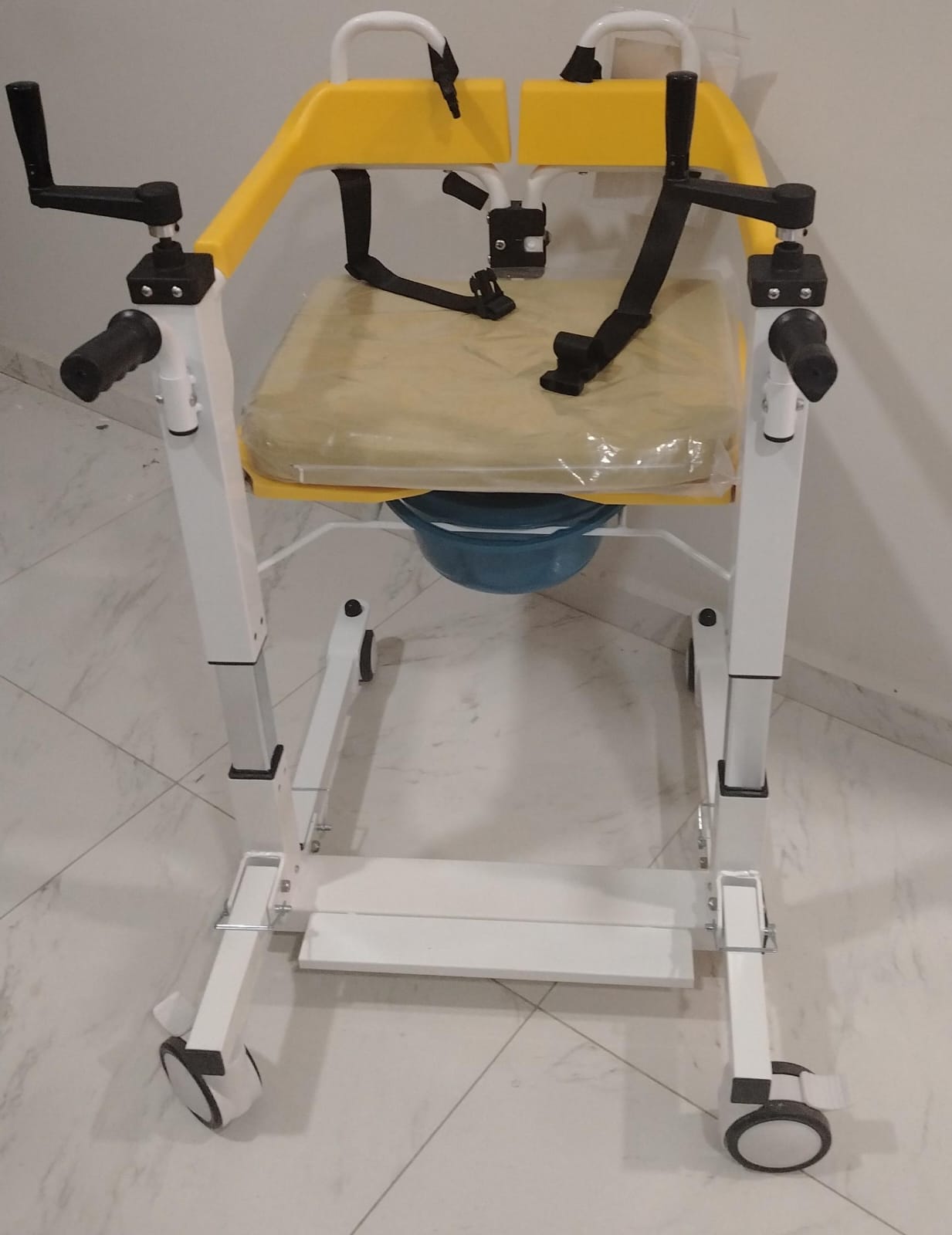 SILLA DE RUEDAS DE TRANSFERENCIA KY702S