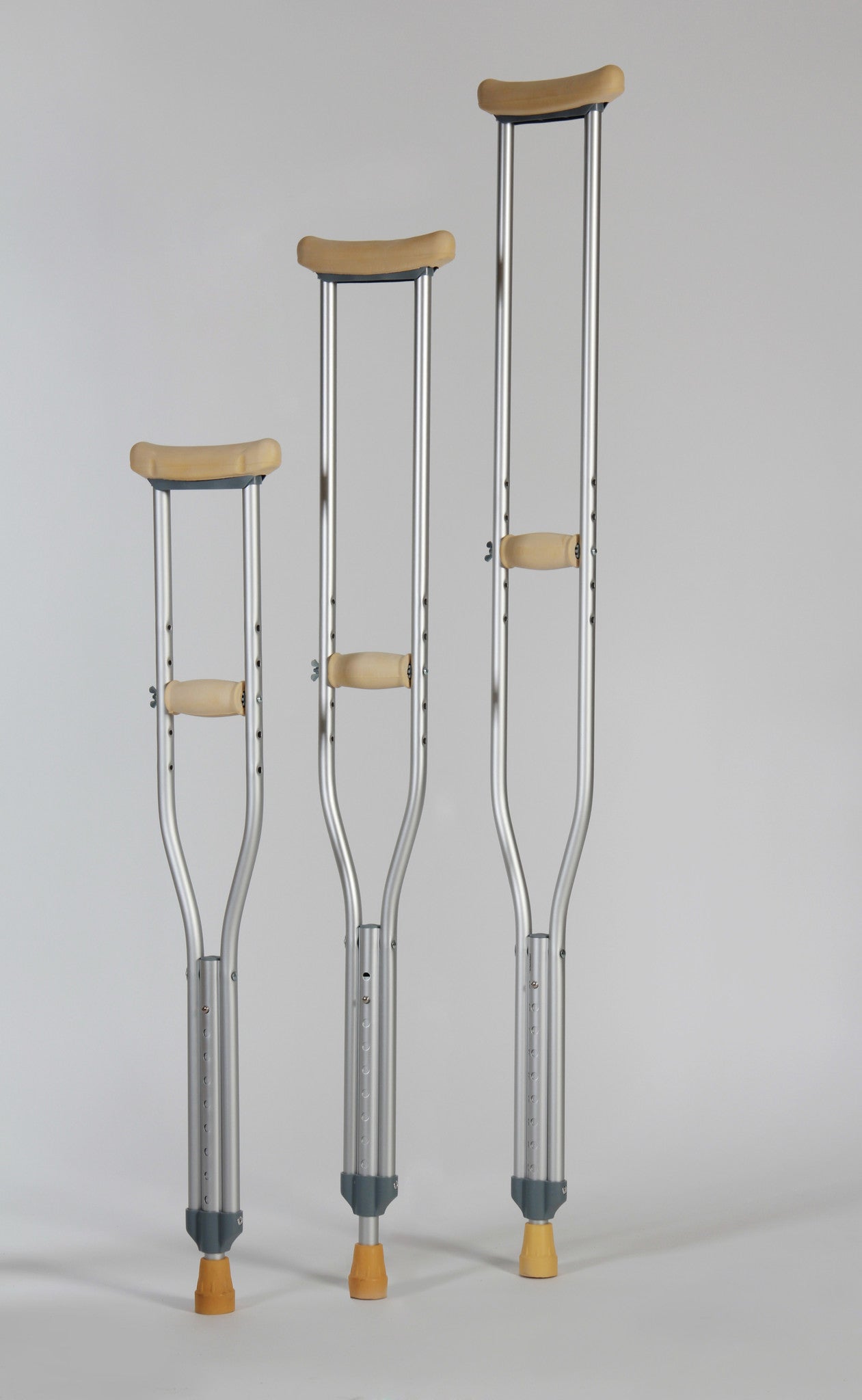 Muletas de aluminio marca kaiyang modelo ky925 - ORTO-PAC, SILLAS DE RUEDAS, CAMAS HOSPITALARIAS, ORTOPEDIA BLANDA, CUNA PEDIATRICA, CARROS ROJOS, RODILLERAS, TOBILLERAS, CAMILLAS DE TRASLADO, CAMILLAS DE EMERGENCIA, PAPEL PARA EQUIPO MEDICO